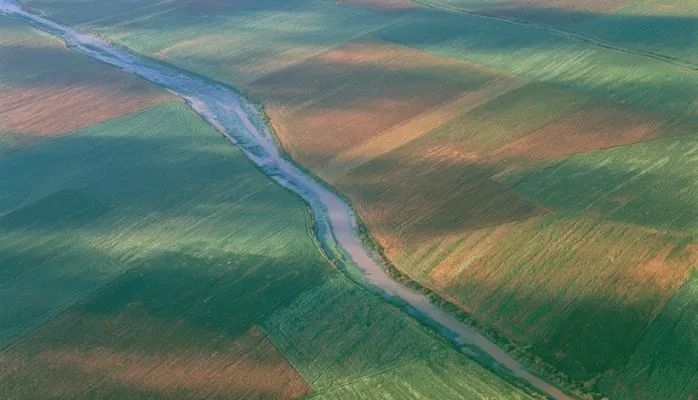 Gestion de l'eau : comment établir une servitude d'aqueduc ?